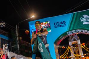 BIB: 00000
                            <button type="button" onclick="openModal(21811761)" class="btn btn-primary btn-sm float-right btn-popup" data-toggle="modal" data-target=".modal-high-quality">
                        <i class="fas fa-shopping-cart"></i> Add to Cart
                    </button>
                                            <button type="button" onclick="isThisMe(21811761, true)" class="btn btn-success btn-sm float-right btn-popup btn-isme hidden" data-toggle="tooltip" data-placement="bottom" title="นี่คือรูปของคุณใช่ไหม คลิกที่นี่เพื่อเอาเข้าอัลบั้ม">
                        <i class="fas fa-plus"></i> Add to album
                    </button>
                    <button type="button" onclick="isThisMe(21811761, false)" class="btn btn-warning btn-sm float-right btn-popup btn-isnotme hidden">
                        <i class="fas fa-ban"></i> Remove from album
                    </button>